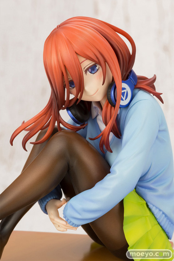 コトブキヤ 五等分の花嫁 中野三玖 フィギュア KaNA 04