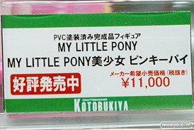 秋葉原の新作フィギュア展示の様子 07