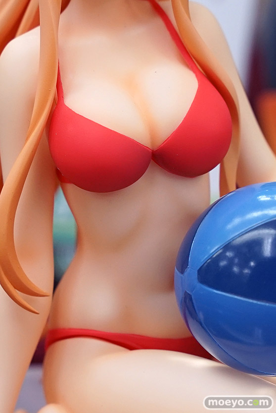 秋葉原の新作フィギュア展示の様子 12