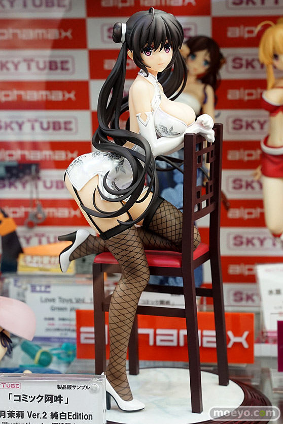 秋葉原の新作フィギュア展示の様子 14