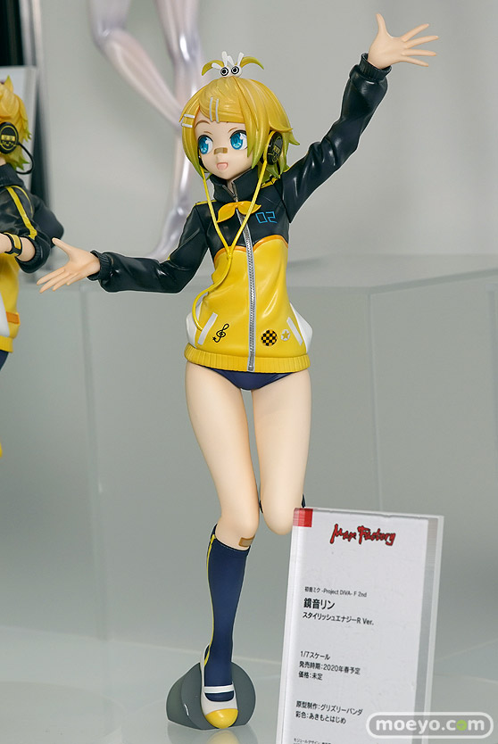 マックスファクトリー 初音ミク -Project DIVA- F 2nd 鏡音リン スタイリッシュエナジーR Ver. フィギュア グリズリーパンダ あきもとはじめ 梅雨輝 03