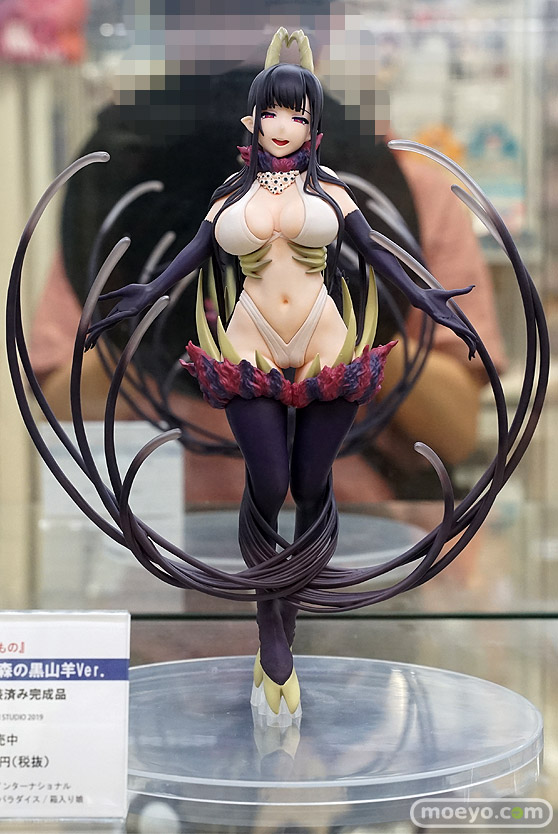 秋葉原の新作フィギュア展示の様子 15