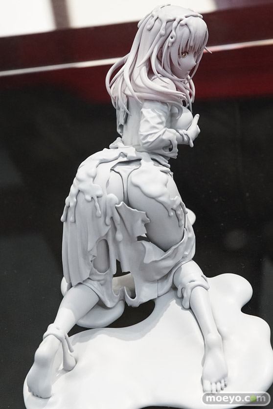 アニプレックス+ 通常攻撃が全体攻撃で二回攻撃のお母さんは好きですか？ 大好真々子 ～スライムダメージ ver.～ フィギュア 09