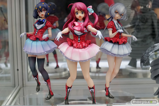 秋葉原の新作フィギュア展示の様子 あみあみ 09