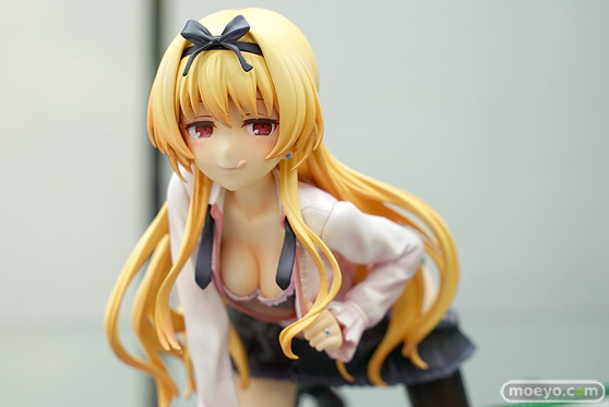 秋葉原の新作フィギュア展示の様子 シャッテ 20