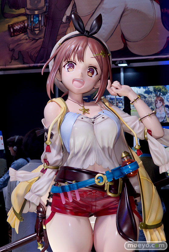 コーエーテクモゲームズ Wonderful Wroks ライザのアトリエ 〜常闇の女王と秘密の隠れ家〜 ライザ 等身大フィギュア 太もも 06