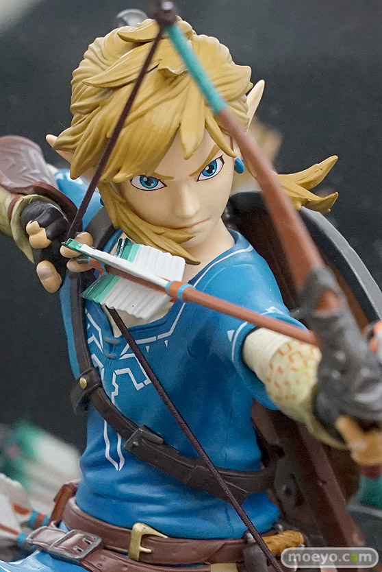 秋葉原の新作フィギュア展示の様子 08