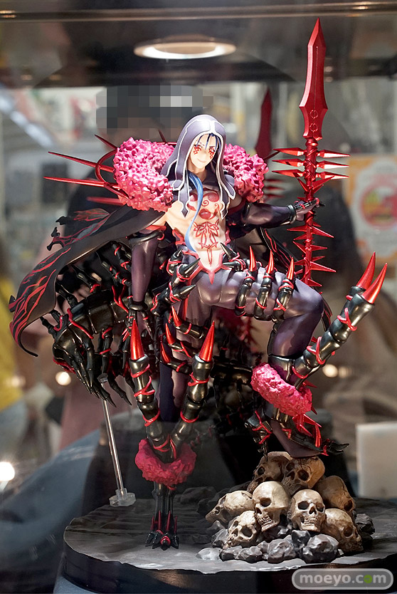 秋葉原の新作フィギュア展示の様子 04