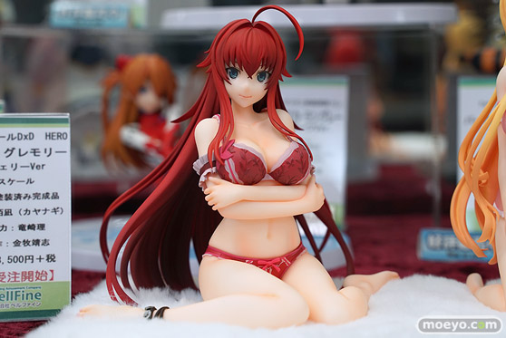 秋葉原の新作フィギュア展示の様子 21