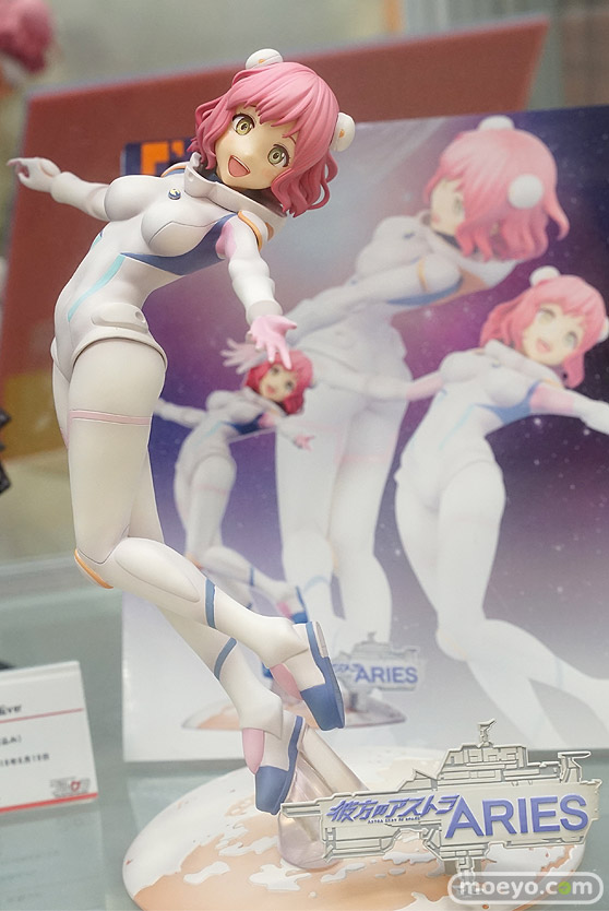 秋葉原の新作フィギュア展示の様子　20190927 16