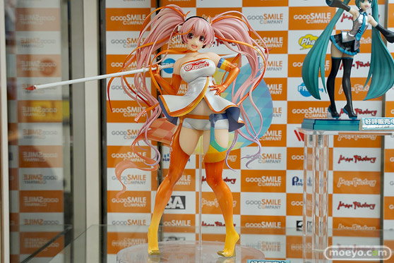 秋葉原の新作フィギュア展示の様子　20190927 41