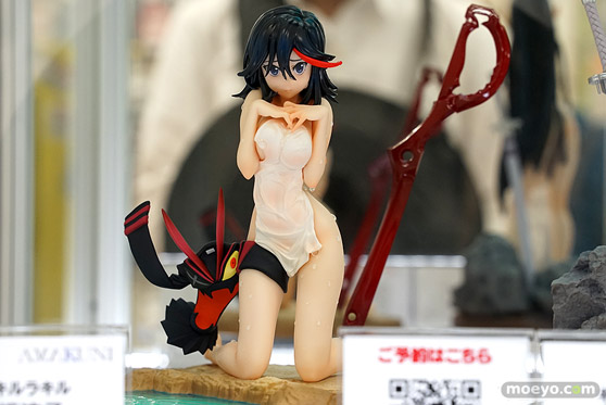 秋葉原の新作フィギュア展示の様子 25