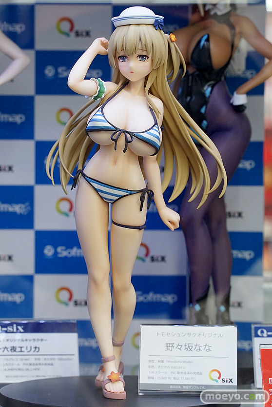 秋葉原の新作フィギュア展示の様子 05