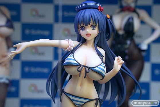 秋葉原の新作フィギュア展示の様子 09