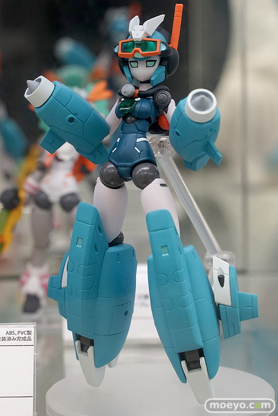 秋葉原の新作フィギュア展示の様子 09