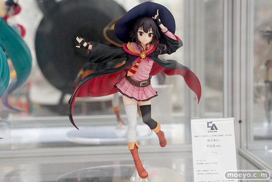 秋葉原の新作フィギュア展示の様子 15