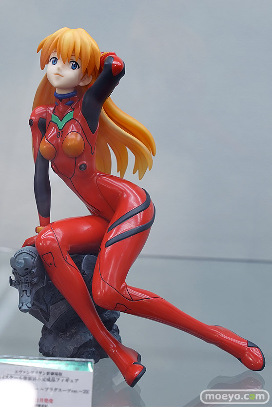 秋葉原の新作フィギュア展示の様子 38