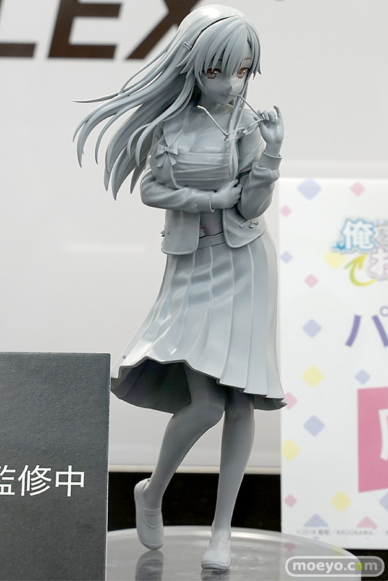 秋葉原の新作フィギュア展示の様子 04