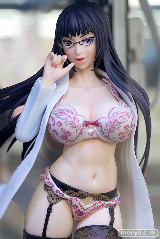 秋葉原の新作フィギュア展示の様子 21