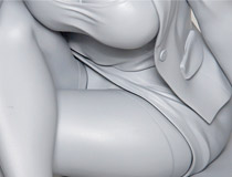 ユニオンクリエイティブ新作美少女フィギュア「みるタイツ ユイコ先生」監修中原型が展示！