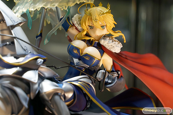 秋葉原の新作フィギュア展示の様子 05