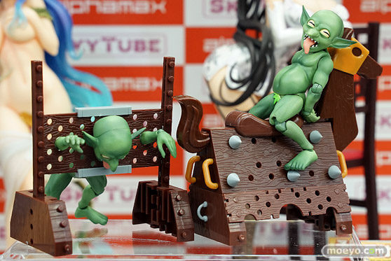 秋葉原の新作フィギュア展示の様子 23