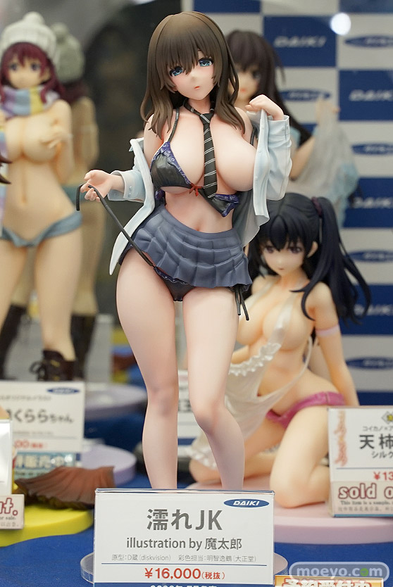 秋葉原の新作フィギュア展示の様子 25