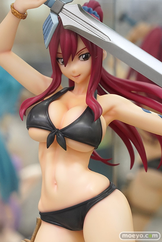 秋葉原の新作フィギュア展示の様子 14