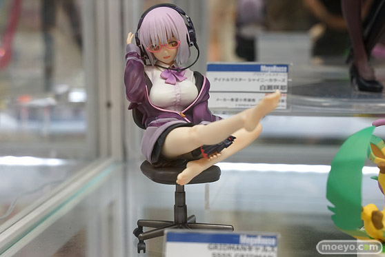 秋葉原の新作フィギュア展示の様子 36