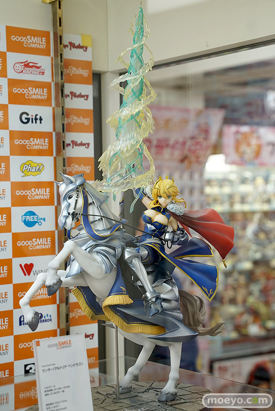 秋葉原の新作フィギュア展示の様子 21