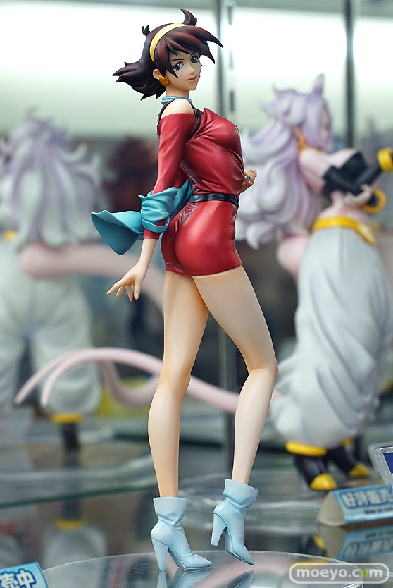 秋葉原の新作フィギュア展示の様子 24