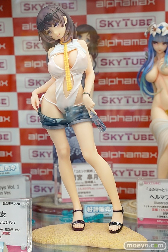 秋葉原の新作フィギュア展示の様子 31