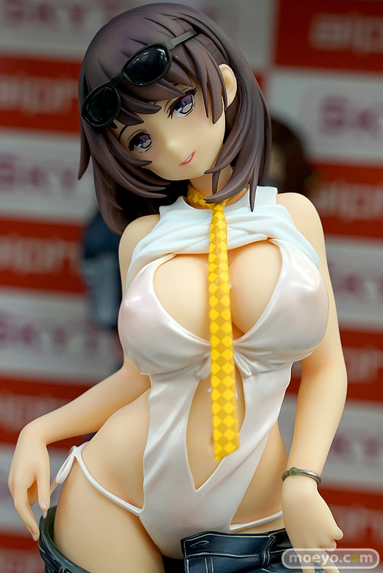 秋葉原の新作フィギュア展示の様子 32