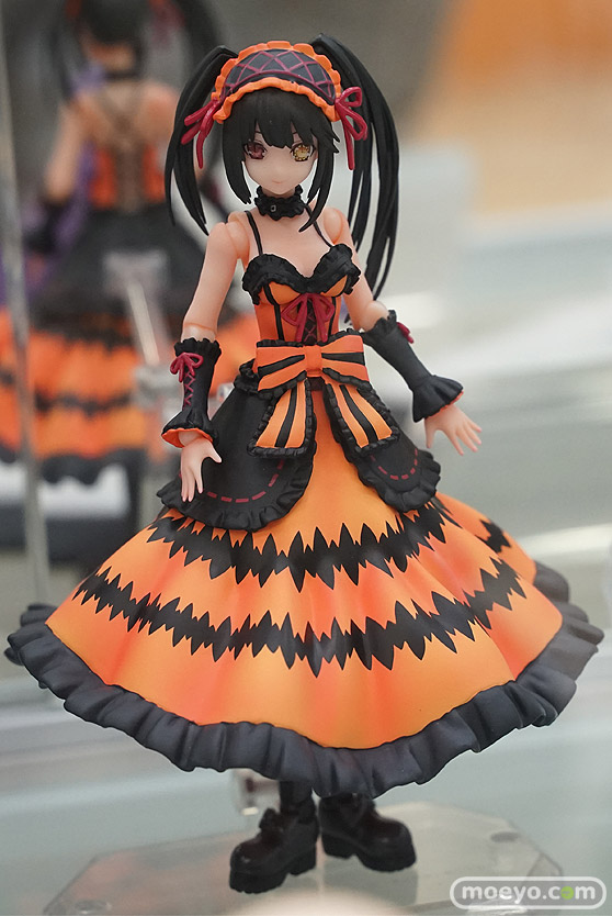 秋葉原の新作フィギュア展示の超子 09