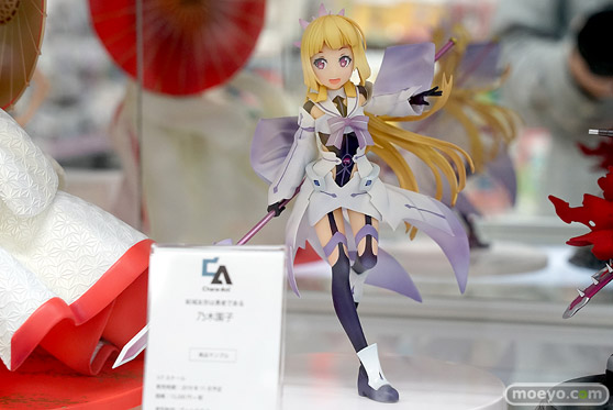 秋葉原の新作フィギュア展示の超子 17