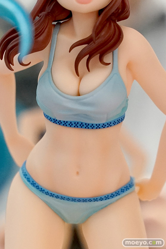 秋葉原の新作フィギュア展示の超子 21