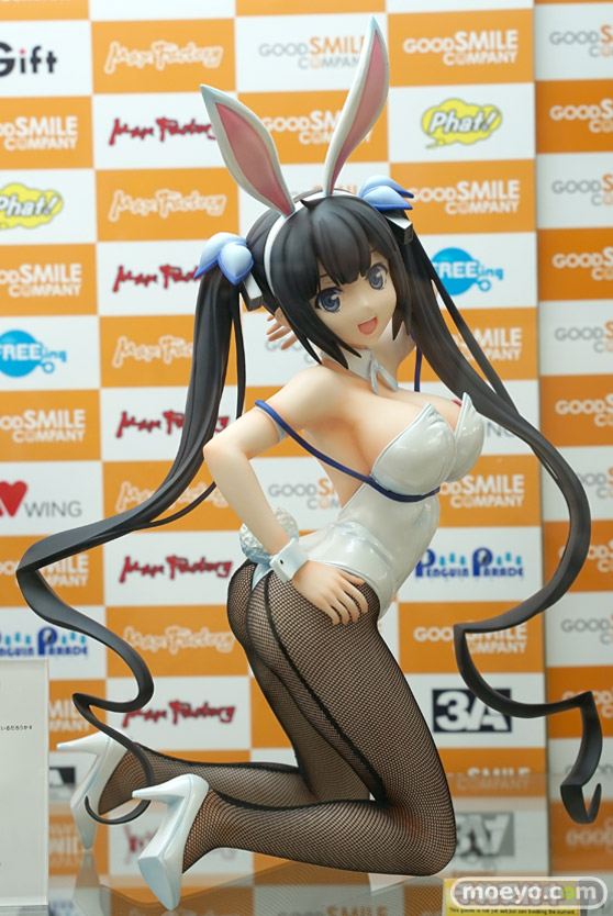 秋葉原の新作フィギュア展示の超子 31