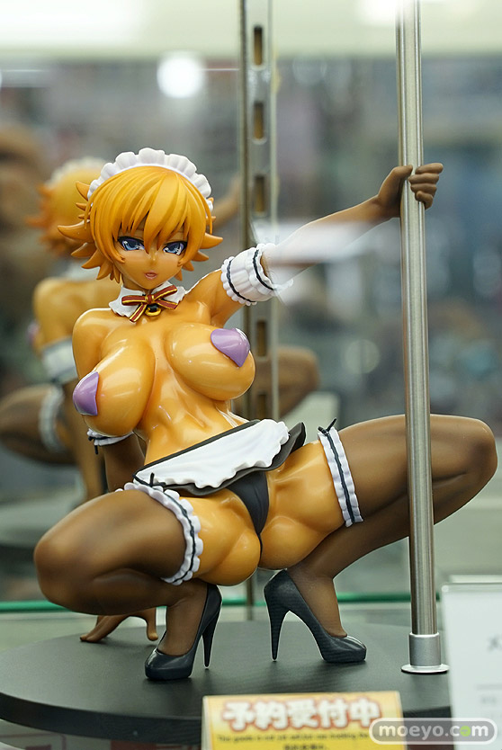 秋葉原の新作フィギュア展示の超子 39