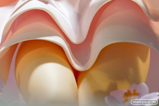 秋葉原の新作フィギュア展示の様子 03