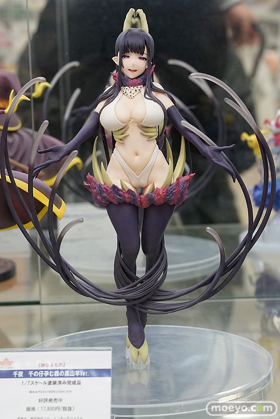 秋葉原の新作フィギュア展示の様子 10