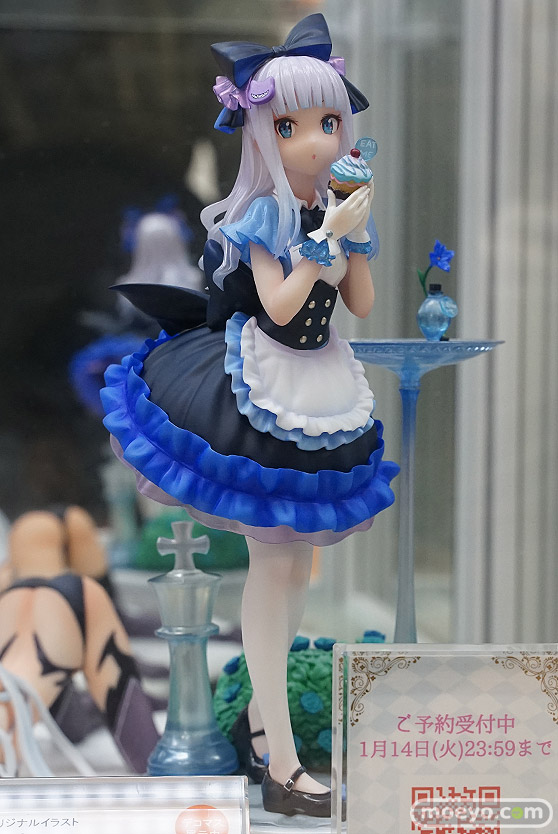 秋葉原の新作フィギュア展示の様子07