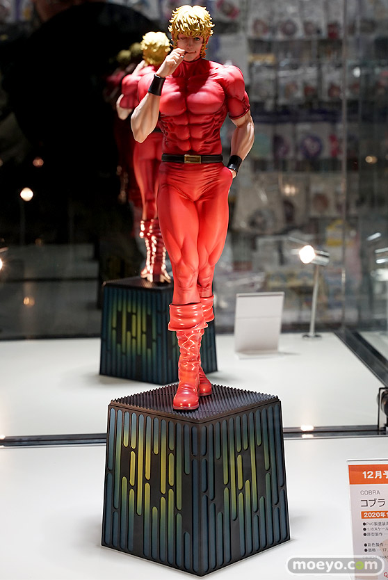 秋葉原の新作フィギュア展示の様子23