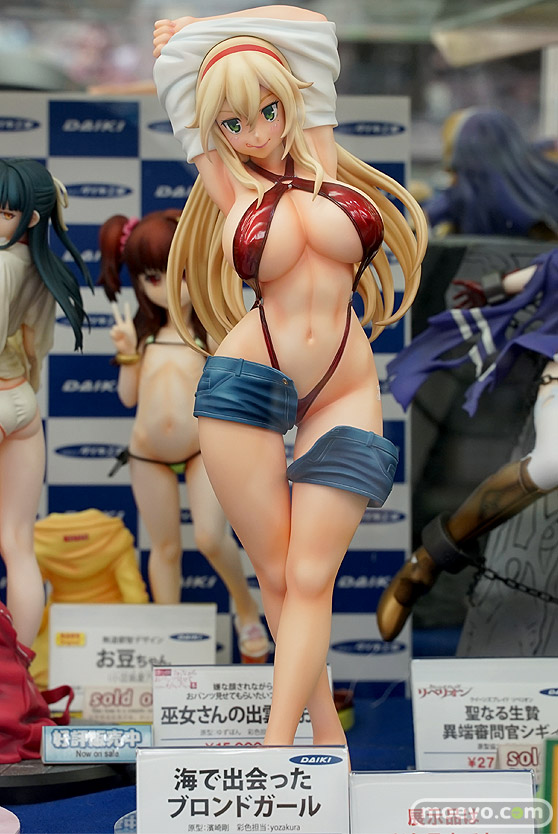 秋葉原の新作フィギュア展示の様子61