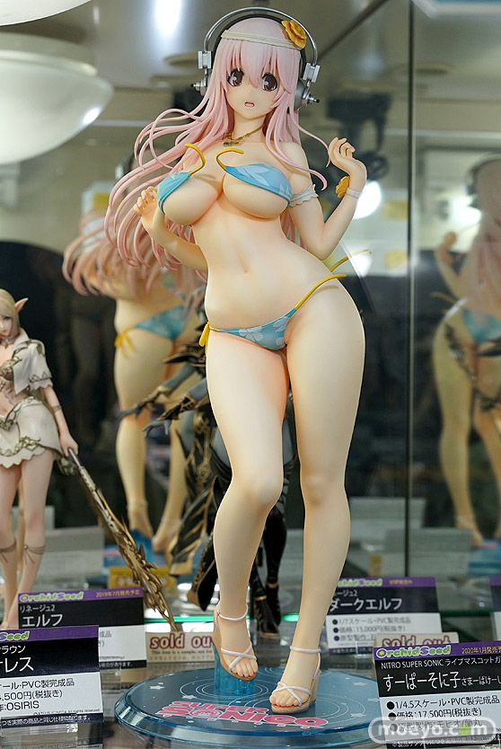 秋葉原新作フィギュア展示の様子 30