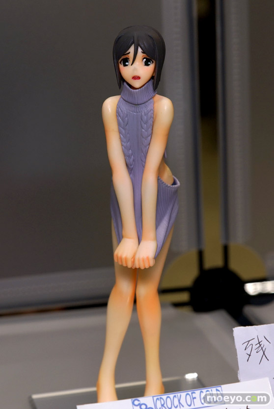 キャラフェス有明01　画像　サンプル　レビュー　フィギュア　キャラフェス CROCK OF GOLD Glasses Sheep SOFT cream 02