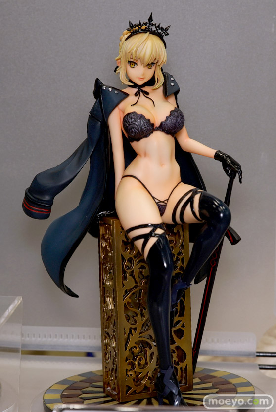 キャラフェス有明01　画像　サンプル　レビュー　フィギュア　キャラフェス CROCK OF GOLD Glasses Sheep SOFT cream 16