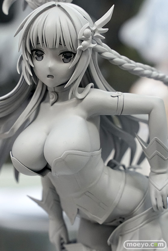 秋葉原の新作フィギュア展示の様子 24