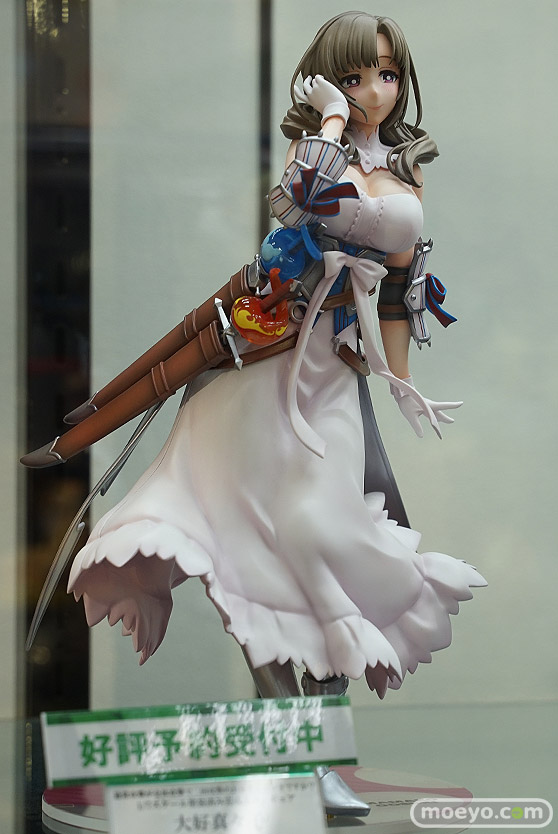 コトブキヤ 通常攻撃が全体攻撃で二回攻撃のお母さんは好きですか? 大好真々子 コトブキヤ フィギュア 03