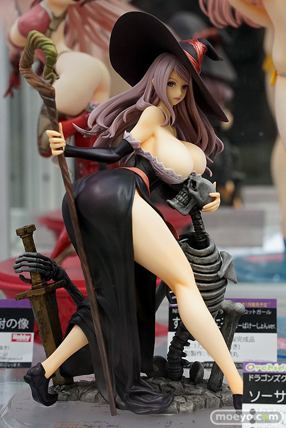 秋葉原の新作フィギュア展示の様子 あみあみ 18