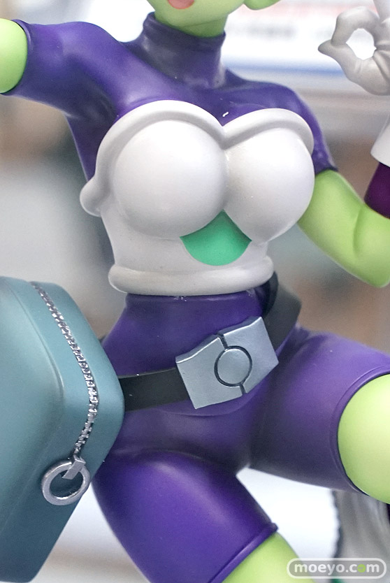 秋葉原の新作フィギュア展示の様子 あみあみ 28